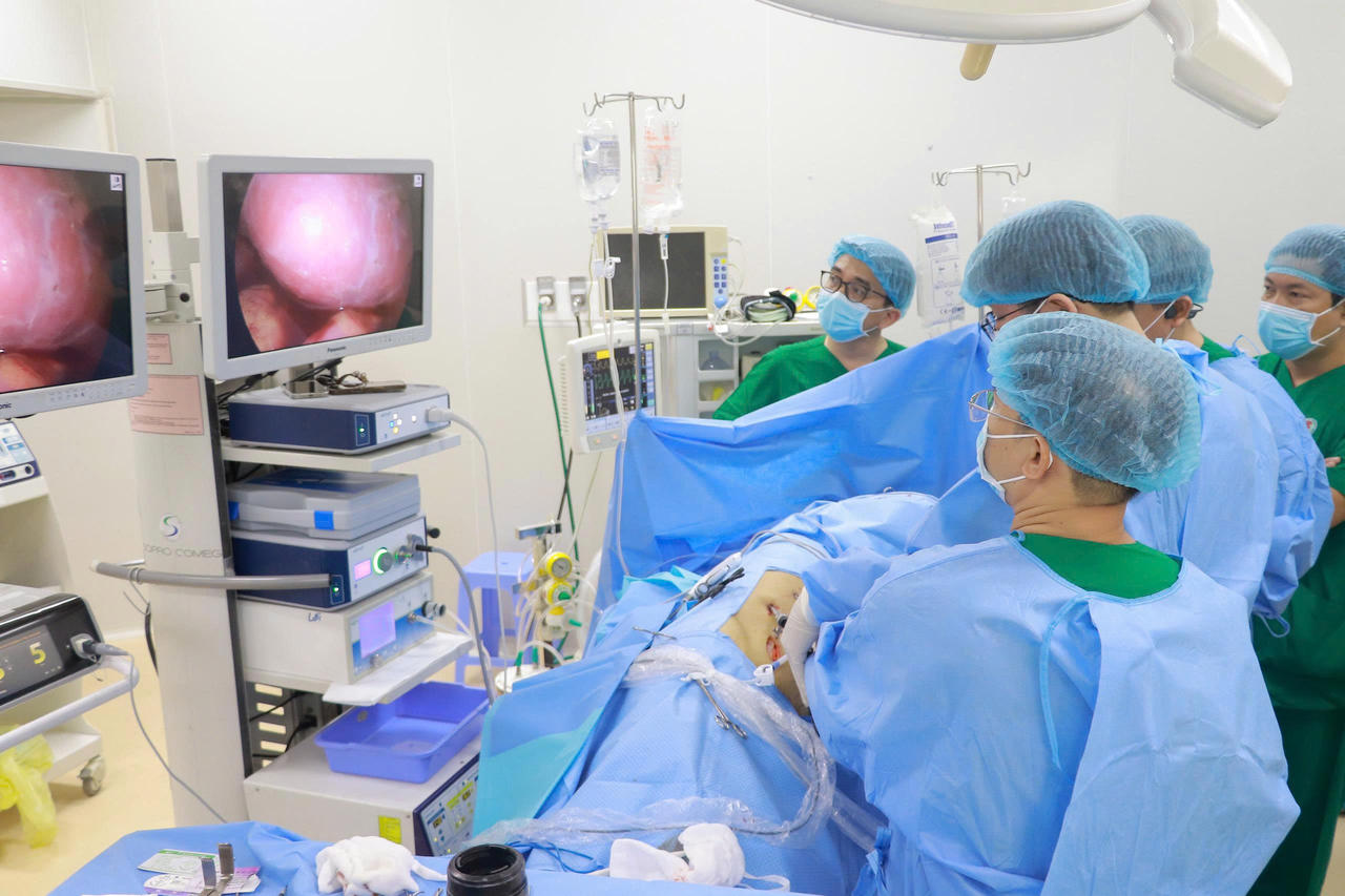 Kỹ thuật nội soi ti&ecirc;u h&oacute;a v&agrave; nội soi can thiệp được triển khai thường quy tại Bệnh viện Trung ương Huế. (Ảnh: B.Tr&acirc;m)