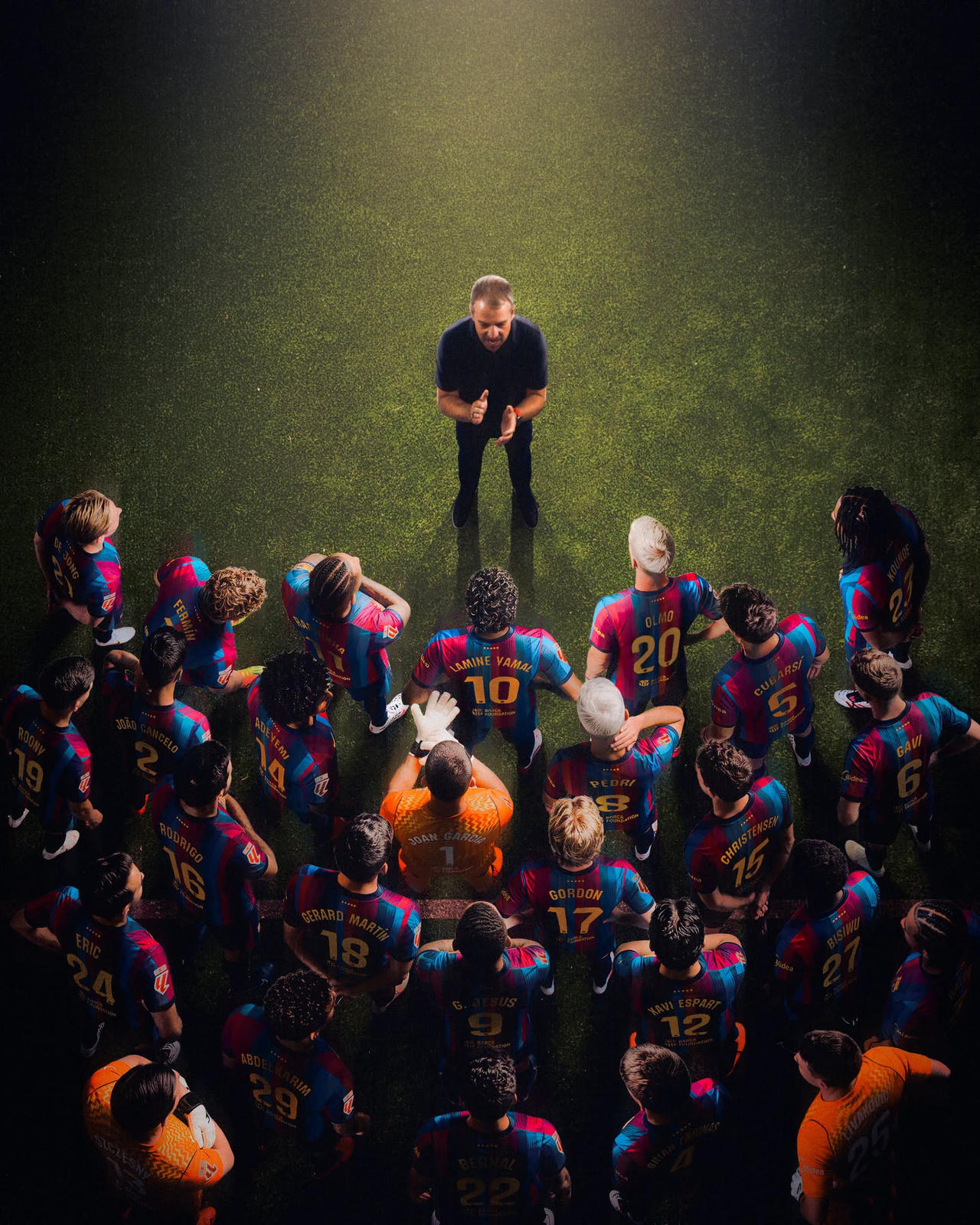 Barcelona sẽ tận dụng lợi thế s&acirc;n nh&agrave; để bảo vệ vị thế, hay Real Madrid sẽ một lần nữa chứng minh bản lĩnh trong trận cầu lớn? (Ảnh: Barcelona)