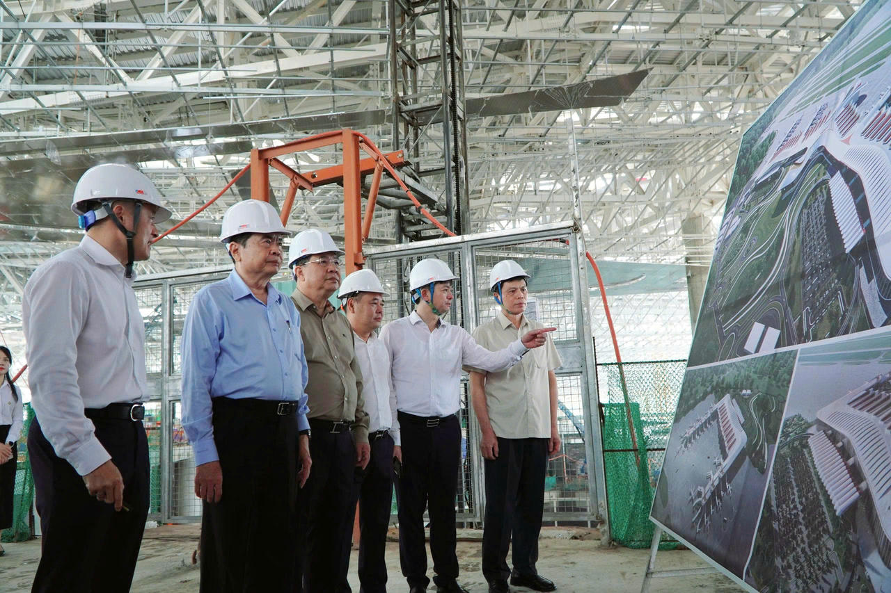 Chủ tịch Quốc hội yêu cầu đẩy nhanh tiến độ 21 dự án phục vụ APEC 2027