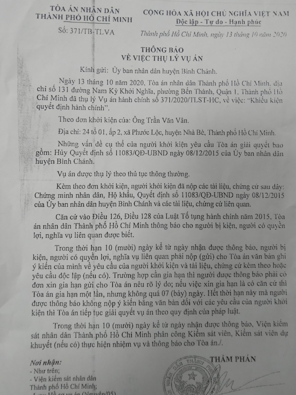 TIẾP VỤ “MỘT BẢN ÁN KHÔNG THỂ THI HÀNH TẠI TP HỒ CHÍ MINH”: Người dân kiện quyết định “thu hồi” sổ đỏ của huyện Bình Chánh