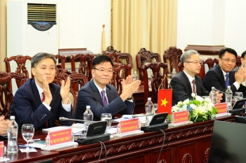 HỢP TÁC PHÁP LUẬT, TƯ PHÁP VIỆT – LÀO: Củng cố quan hệ hữu nghị vĩ đại, đoàn kết đặc biệt, hợp tác toàn diện