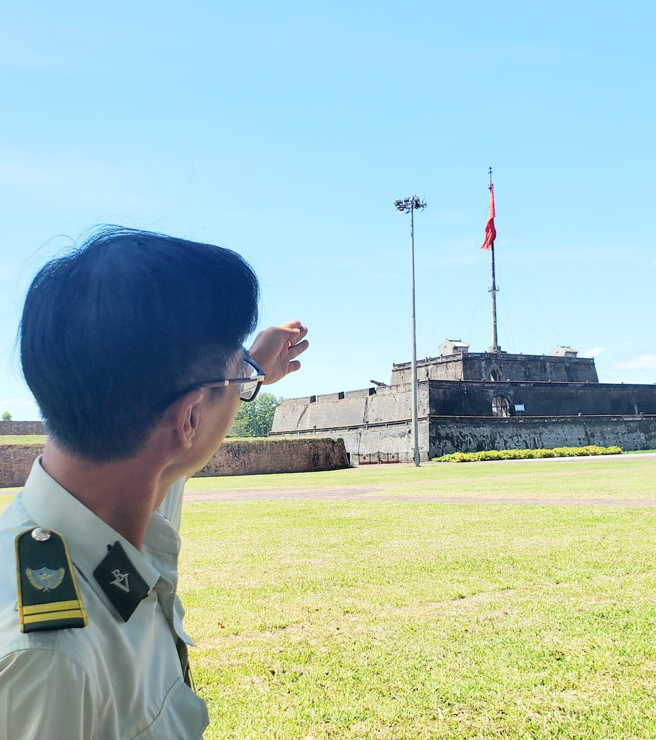 20 năm tự hào gìn giữ cờ Tổ quốc trên Kỳ đài Huế