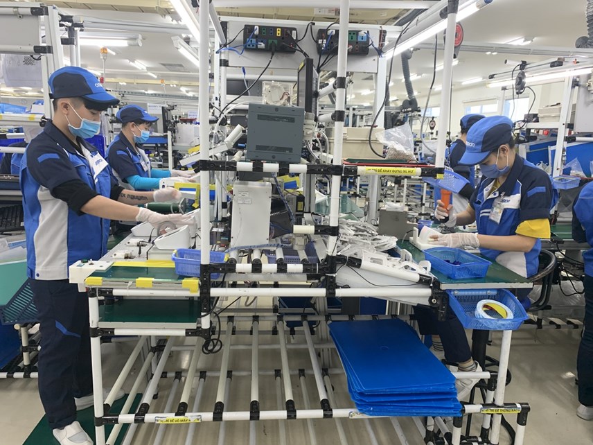 Doanh nghiệp Việt nỗ lực phục hồi sản xuất sau dịch bệnh.