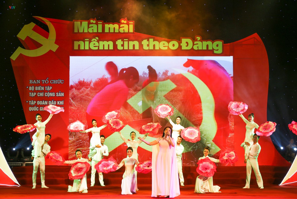 Âm nhạc thắp lửa nhiệt huyết những người con đất Việt