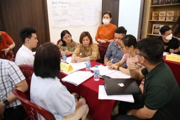 CHƯƠNG TRÌNH BÌNH CHỌN, TÔN VINH “GƯƠNG SÁNG PHÁP LUẬT” - Luật Bình đẳng giới và dấu ấn vị Tổ phó Tổ Biên tập dự thảo