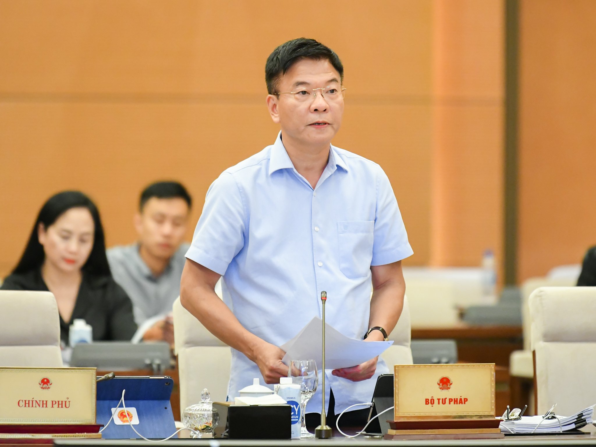 Cấp quyền sử dụng biển số ô tô qua đấu giá: Tạo sự bình đẳng, công khai, minh bạch và tăng nguồn thu