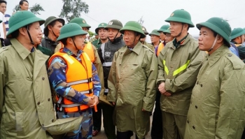 Bão số 4-Noru: Xuyên đêm túc trực, đảm bảo an toàn cho người dân
