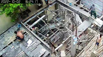 CÔNG TRÌNH BỊ PHẢN ÁNH GÂY HÀNG CHỤC VẾT NỨT NHÀ HÀNG XÓM: Vẫn lén xây dựng dù đã bị “tuýt còi”