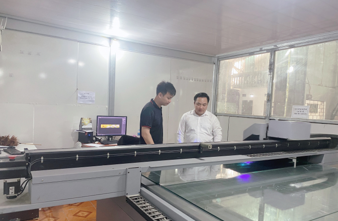 Xưởng kính của công ty Đức Nam Glass