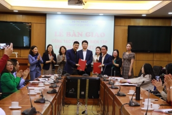 Đổi mới nội dung, hình thức ấn phẩm để thể hiện rõ bản sắc của Báo Pháp luật Việt Nam