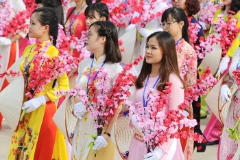 Gỡ bỏ khuôn mẫu kìm hãm nữ giới