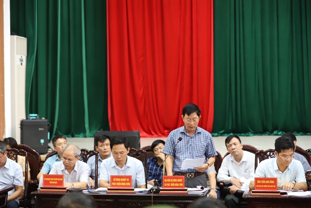 Đại diện Bộ NN&PTNT tại cuộc đối thoại.