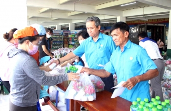 Để công nhân có cái Tết đủ, đầy