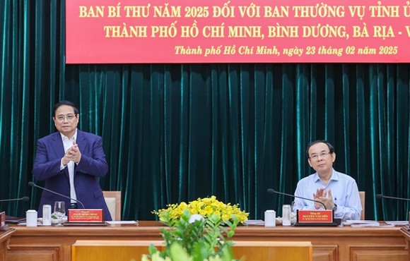 Công bố quyết định kiểm tra của Bộ Chính trị, Ban Bí thư với 3 địa phương