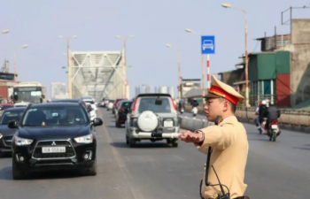 Tham gia giao thông như thế nào khi đang trong thời gian chờ cấp, đổi giấy phép lái xe