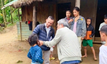 Nguyên nhân khiến bệnh sởi bùng phát ở Quảng Nam là do 'lỗ hổng vắc xin'