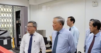 Phó Thủ tướng Thường trực Nguyễn Hòa Bình thăm và làm việc tại Trường Đại học Việt Đức