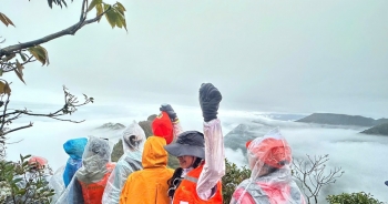 Mãn nhãn trong chuyến "săn mây" thành công của 100 nhà báo chinh phục đỉnh Tà Xùa