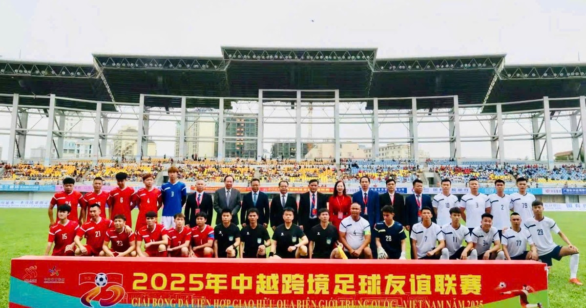 Khai mạc Giải bóng đá hữu nghị Việt - Trung