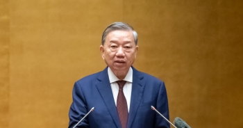 Không có chỗ cho cán bộ cơ hội, ngại đổi mới, thu vén cá nhân