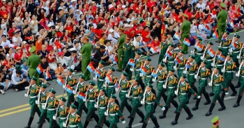 Hùng tráng cảnh diễu binh, diễu hành cấp Nhà nước sáng 30/4