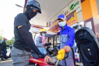 Giá xăng ngày mai có thể giảm tiếp