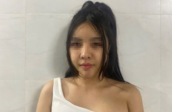 Tạm giữ 'tú bà' môi giới bán dâm thu 'hoa hồng' 2,5 triệu đồng ở Hà Nội