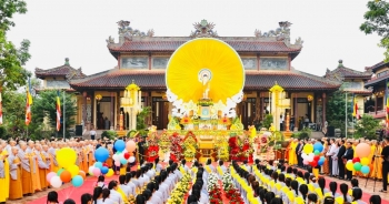 Trang nghiêm Đại lễ Phật đản - Phật lịch 2569 tại Tổ đình Từ Đàm