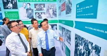 Khám phá Bảo tàng ảo Chủ tịch Hồ Chí Minh tại triển lãm ảnh “Rạng rỡ tên Người”