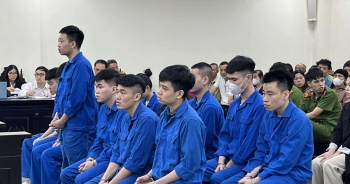 Xét xử nhóm đối tượng giả danh bác sỹ, lừa hơn 2.500 người