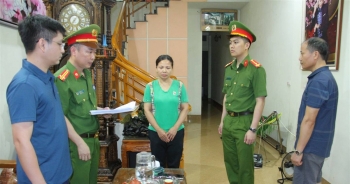 Khởi tố 3 bị can sản xuất giá đỗ bằng hóa chất