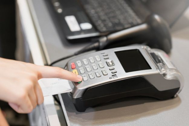 Thành lập Tổ thường trực hỗ trợ hóa đơn điện tử từ máy tính tiền, làm việc cả ngày nghỉ