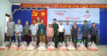 Báo Pháp luật Việt Nam thắp sáng nghĩa tình nơi biên cương Tổ quốc