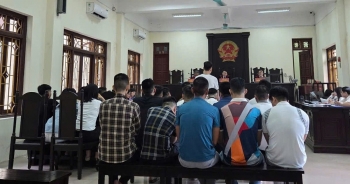 Nhóm 'cựu thí sinh' vào tù vì làm lộ đề thi tốt nghiệp THPT quốc gia