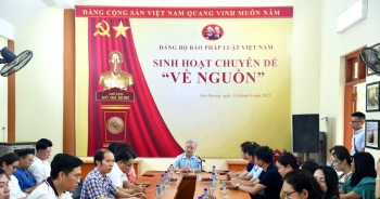 Đảng bộ Báo Pháp luật Việt Nam sinh hoạt chuyên đề tại Khu di tích lịch sử Bộ Tư pháp