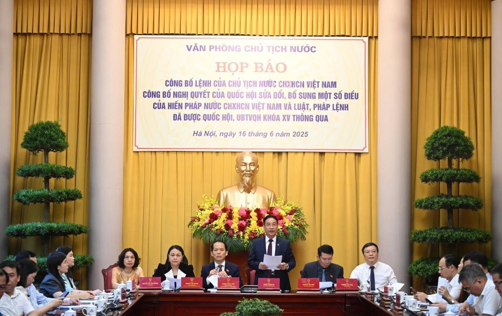 Công bố Lệnh của Chủ tịch nước về Nghị quyết sửa đổi, bổ sung một số điều của Hiến pháp
