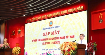 Báo Pháp luật Việt Nam nhận Bằng khen của Chánh án Tòa án nhân dân tối cao