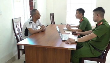 Cảnh sát dởm bị bắt lần thứ 4 khi lừa đảo chiếm đoạt tài sản nhiều sinh viên