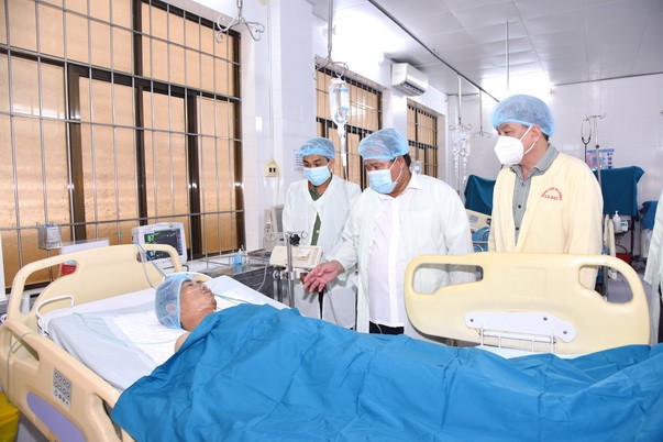 1 bảo vệ an ninh trật tự bị thương khi làm nhiệm vụ