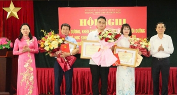 Tuyên dương học sinh đoạt Huy chương Vàng Olympic Hóa học quốc tế Abu Rayhan Biruni 2025