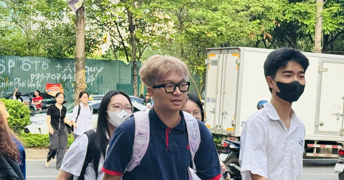 Thí sinh, phụ huynh Hà Nội thoải mái bước vào kỳ thi tốt nghiệp