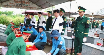 Kiên Giang tổ chức Lễ truy điệu, an táng hài cốt liệt sĩ quân tình nguyện và chuyên gia Việt Nam hy sinh tại Campuchia và trong nước