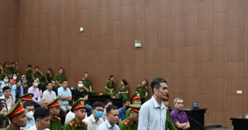 Ông chủ Tập đoàn Phúc Sơn bật khóc, nói về gia cảnh khó khăn, chú ruột chết đói