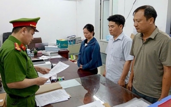 Nguyên Giám đốc Văn phòng đăng ký đất đai ở Hòa Bình bị khởi tố