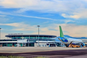 Bộ Xây dựng phản hồi kiến nghị hạ giá vé máy bay