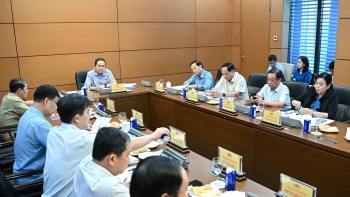 Chuẩn bị thật tốt cho việc tổ chức Đại hội Đảng bộ Quốc hội lần thứ Nhất
