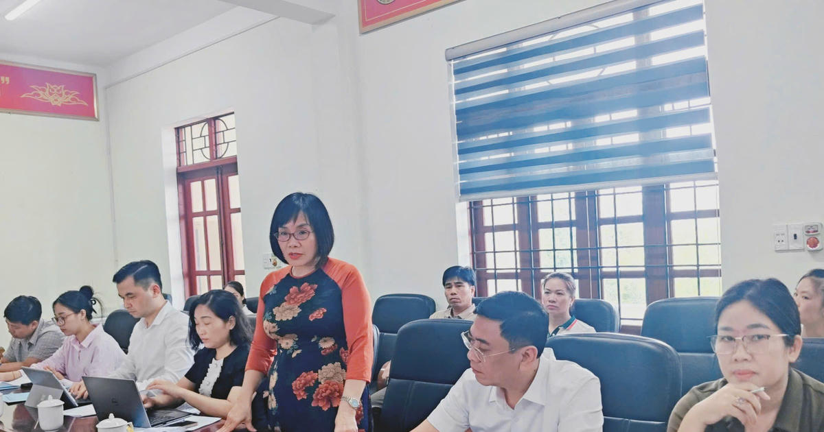 Thứ trưởng Đặng Hoàng Oanh kiểm tra công tác vận hành chính quyền 2 cấp tại phường Quảng Phú, Thanh Hóa