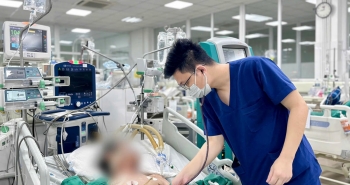 Kiến nghị miễn viện phí toàn dân để ‘không ai bị bỏ lại phía sau’