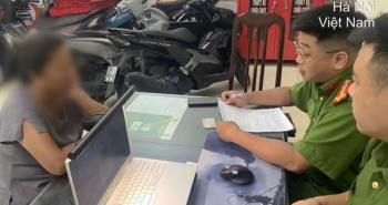 Xử phạt người phụ nữ trông giữ xe trái phép tại khu vực Nhà tang lễ TP Hà Nội