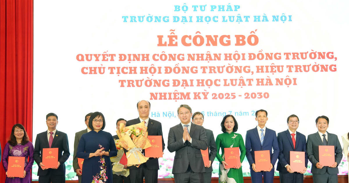 PGS.TS Tô Văn Hòa làm Hiệu trưởng Trường Đại học Luật Hà Nội